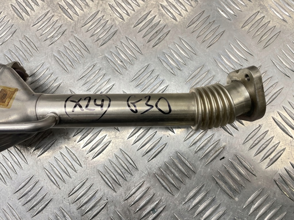 Bmw g30 g31 радиатор выхлопных газов egr 8576473 с Разборки