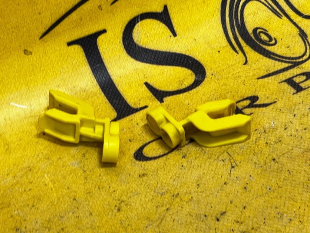 фото №1, Штифт кронштейн панели консоли lexus rx 450h iii 3 al10