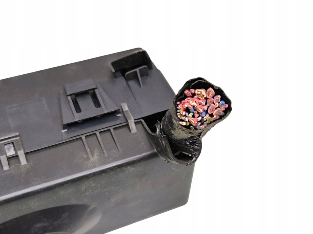 фото №7, Dodge charger 2019 коробка предохранителей / комплект