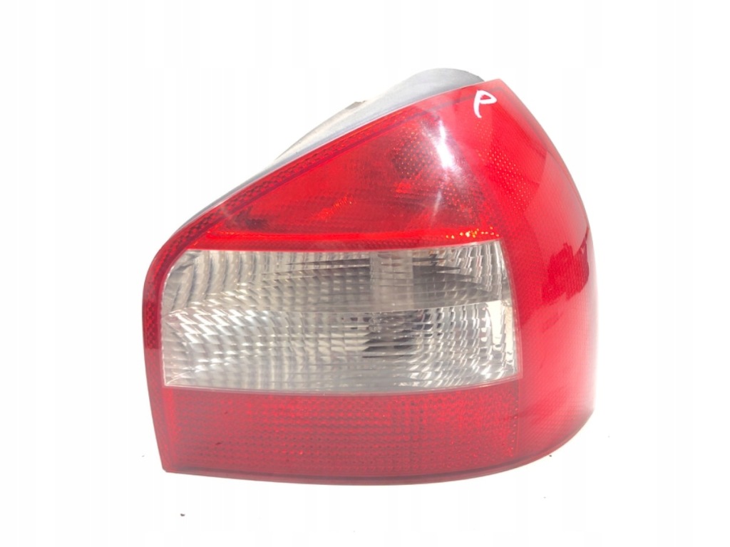фото №1, Лампа правий задня audi a3 8l 8l0945096b хетчбек 96-06