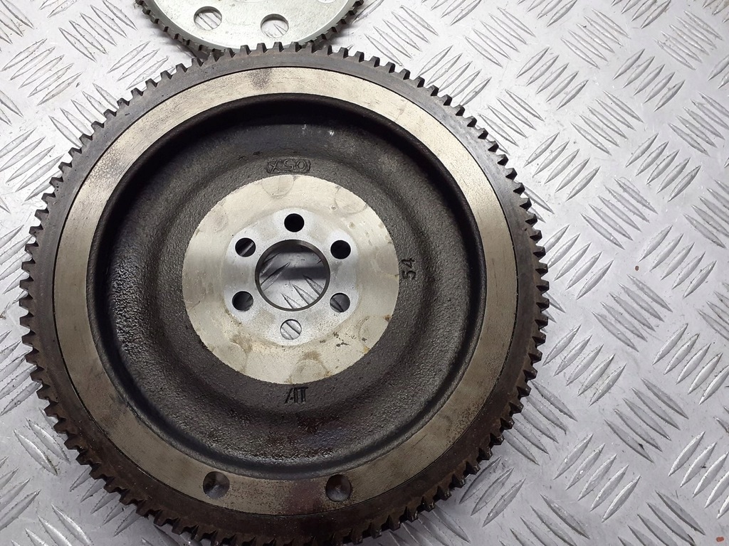 фото №6, Колесо маховик toyota auris 1.4 d4d