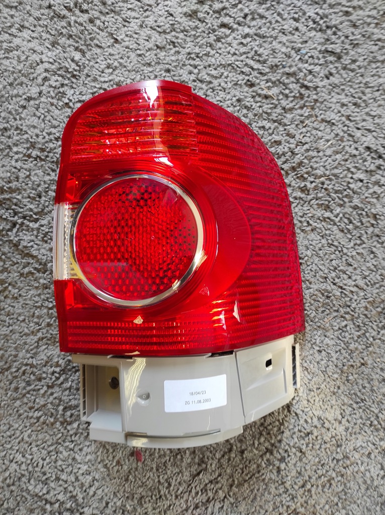 фото №7, Лампа задня права lub ліва vw sharan 03-