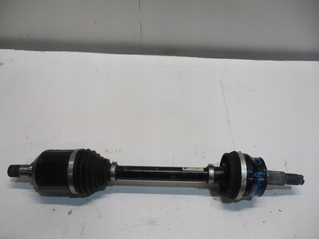 фото №1, Привідний вал права jeep compass 1,3hyb 00521137680