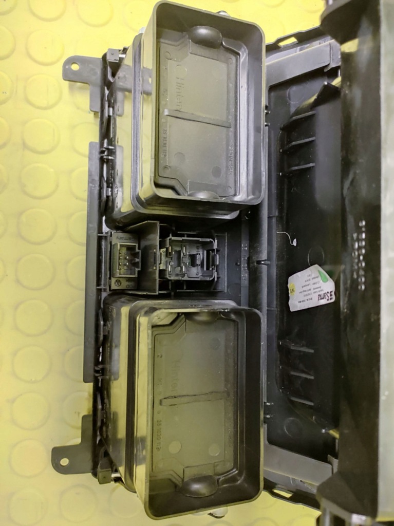 фото №5, Vw touran i бардачок ґрати обдув 1t1857921b