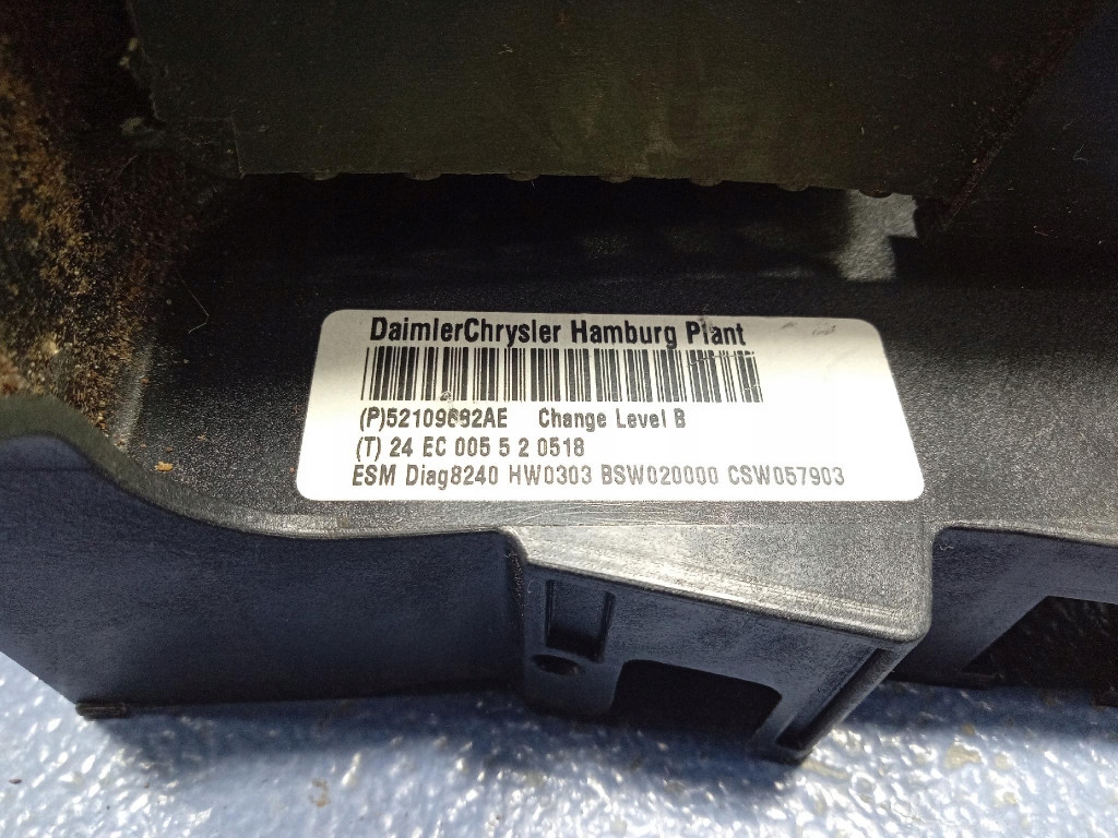 фото №7, Jeep grand cherokee iii wk выборщик домкрат коробки 52109682ae