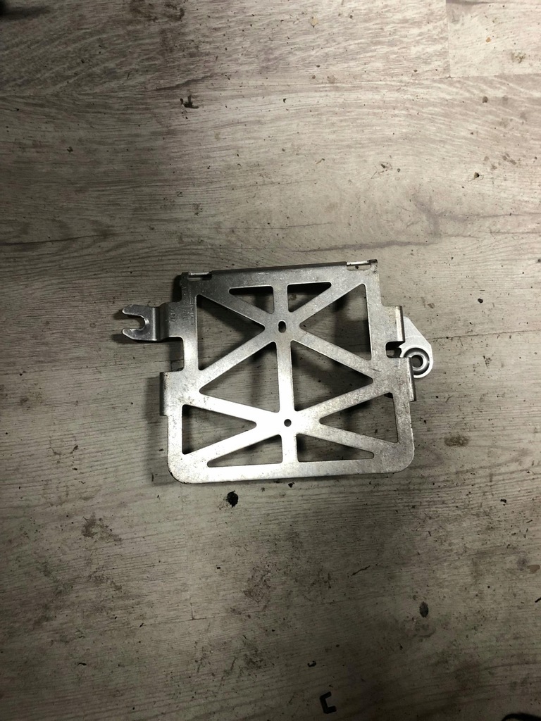 фото №5, Mercedes r232 amg кронштейн защита ecu 2325455601