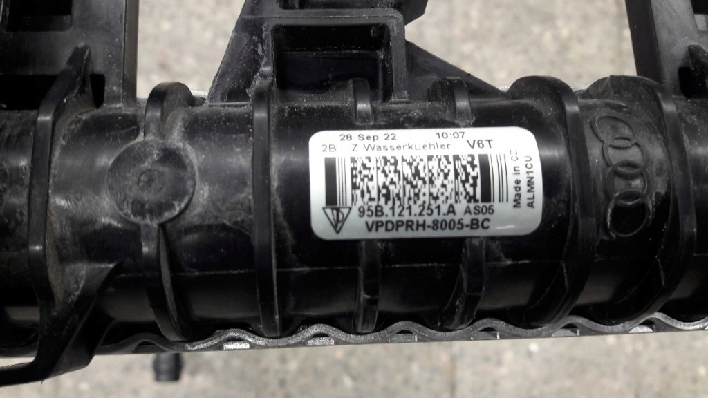 Купить 95b121251a радиатор воды porsche macan 95b 3.6 tu