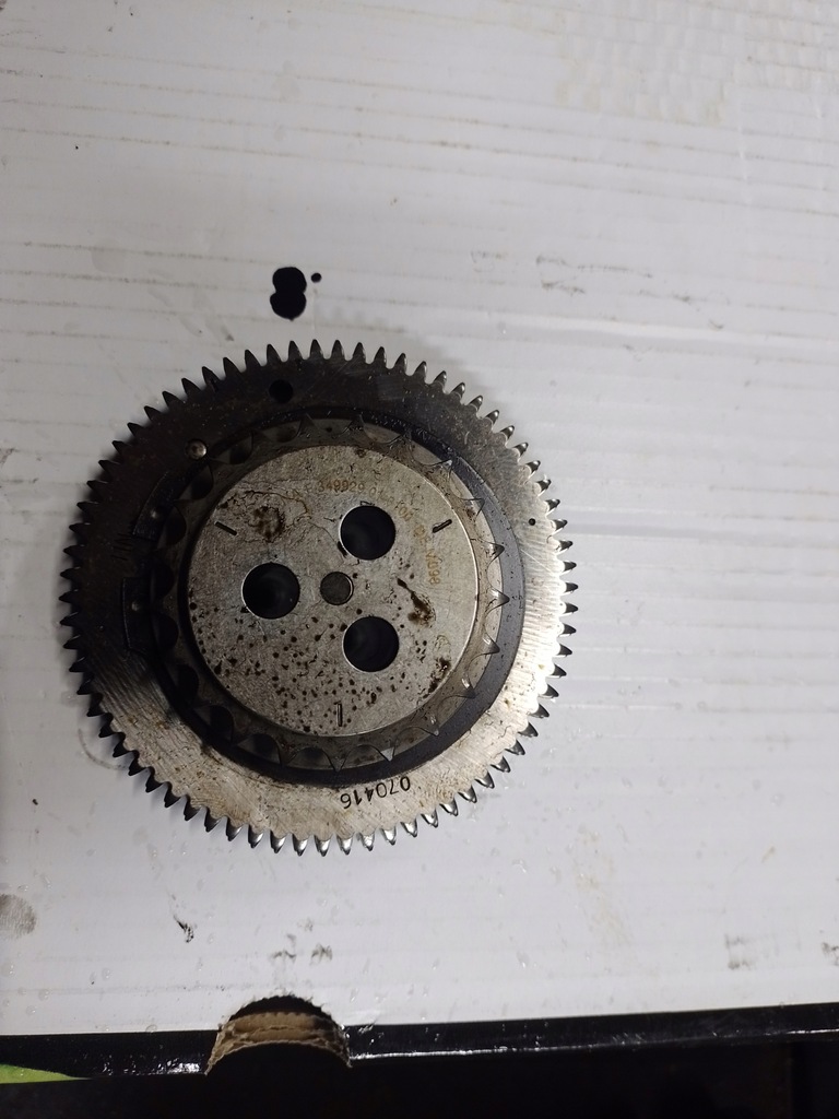 фото №1, Opel 1.6 tdci колесо зубчатое распределительного вала 55493436