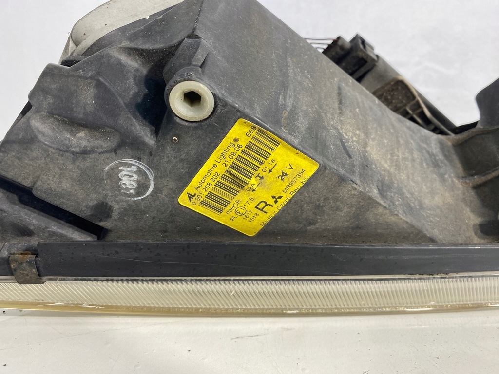 фото №13, Лампа правая перед mitsubishi colt vi eu