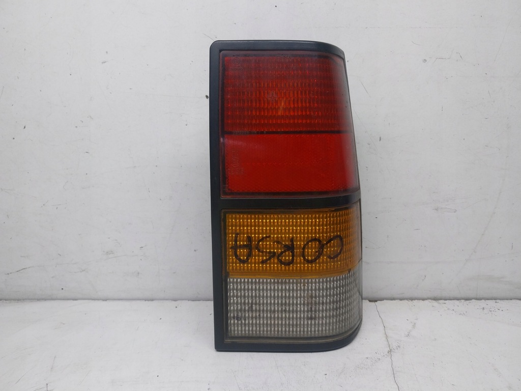 фото №1, Opel corsa a лампа правая задняя задняя