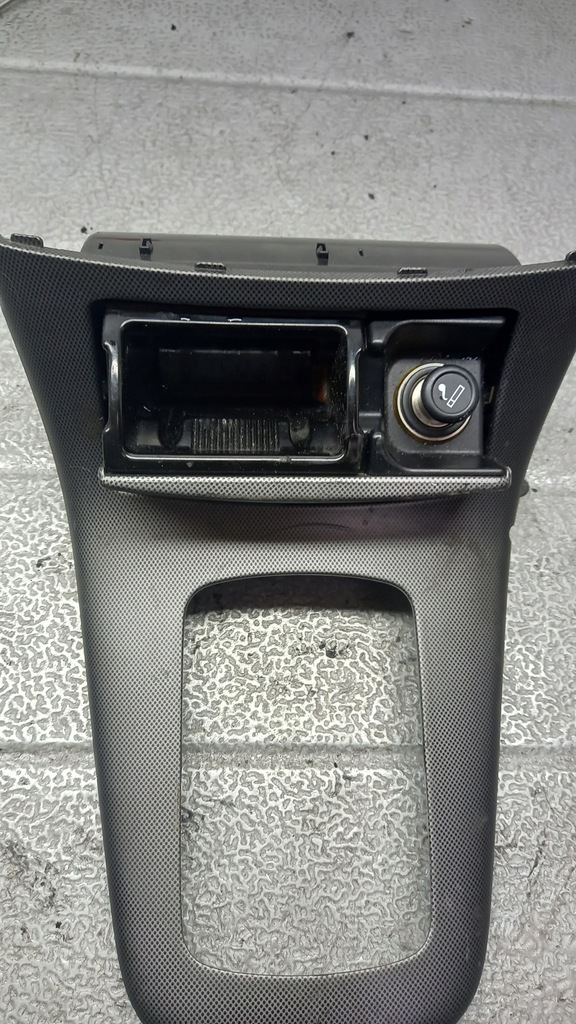 фото №2, Рамка toyota avensis t25 04r kombi