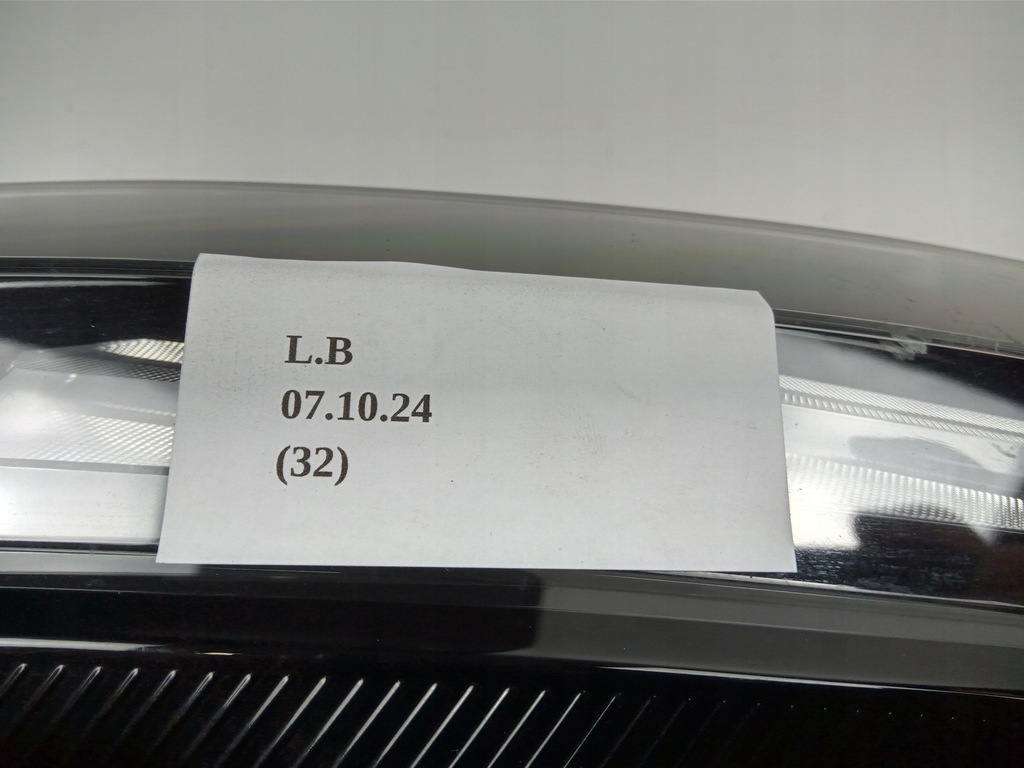 фото №13, Skoda kamiq лампа ліва перед передня full led