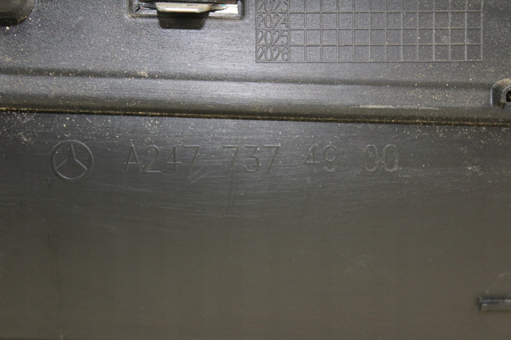 фото №6, Молдинг na двері ліва задня mercedes gla glb 247 w247