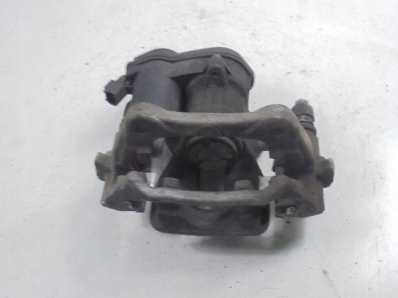 фото №6, Toyota c-hr суппорт задняя правый c 4922