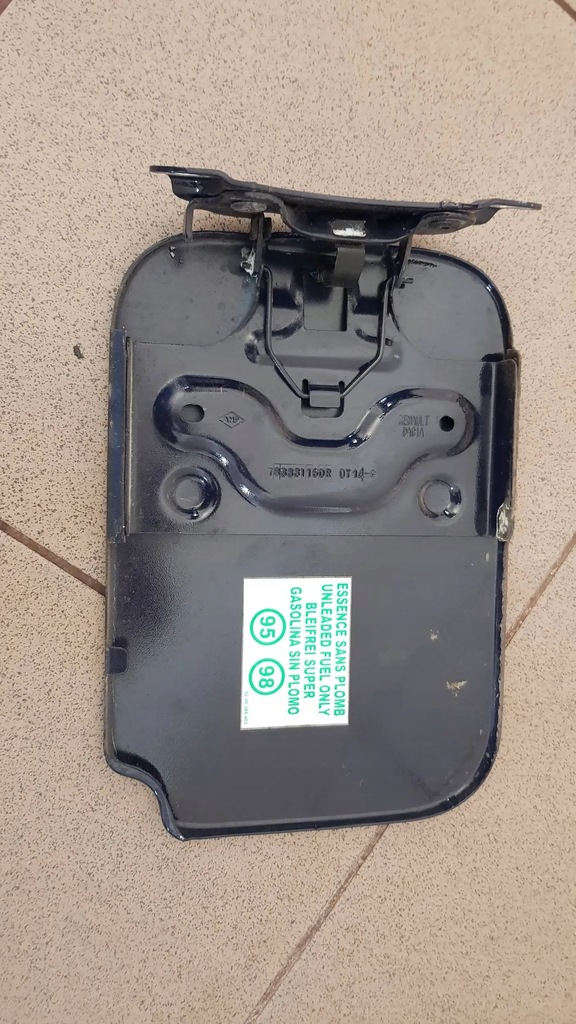 фото №2, Dacia lodgy крышка багажника заливной топлива dvd42