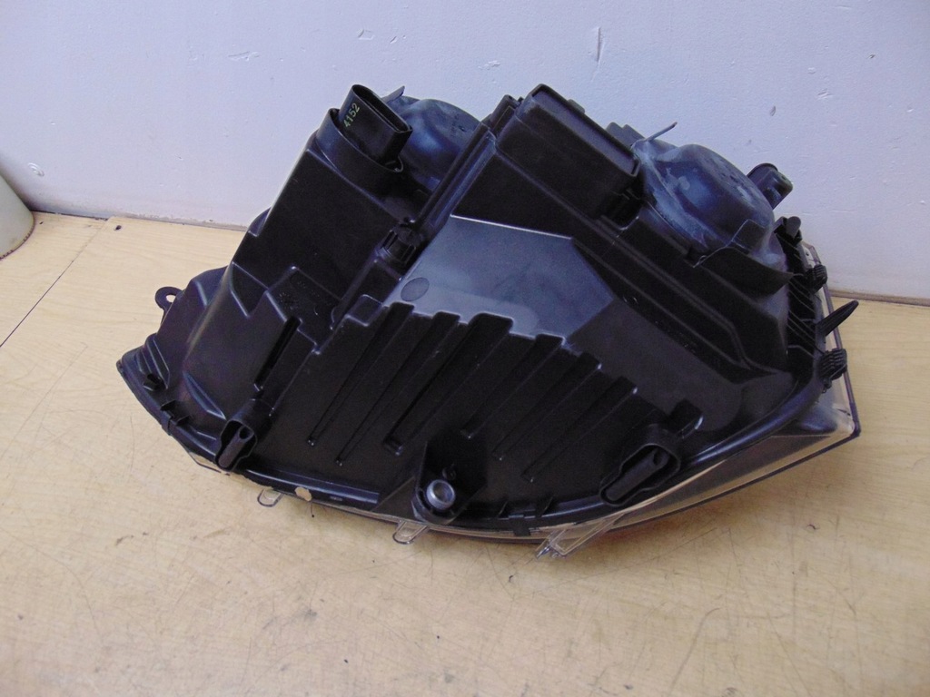 фото №15, Лампа правая vw multivan t5 fl nowa оригинал al