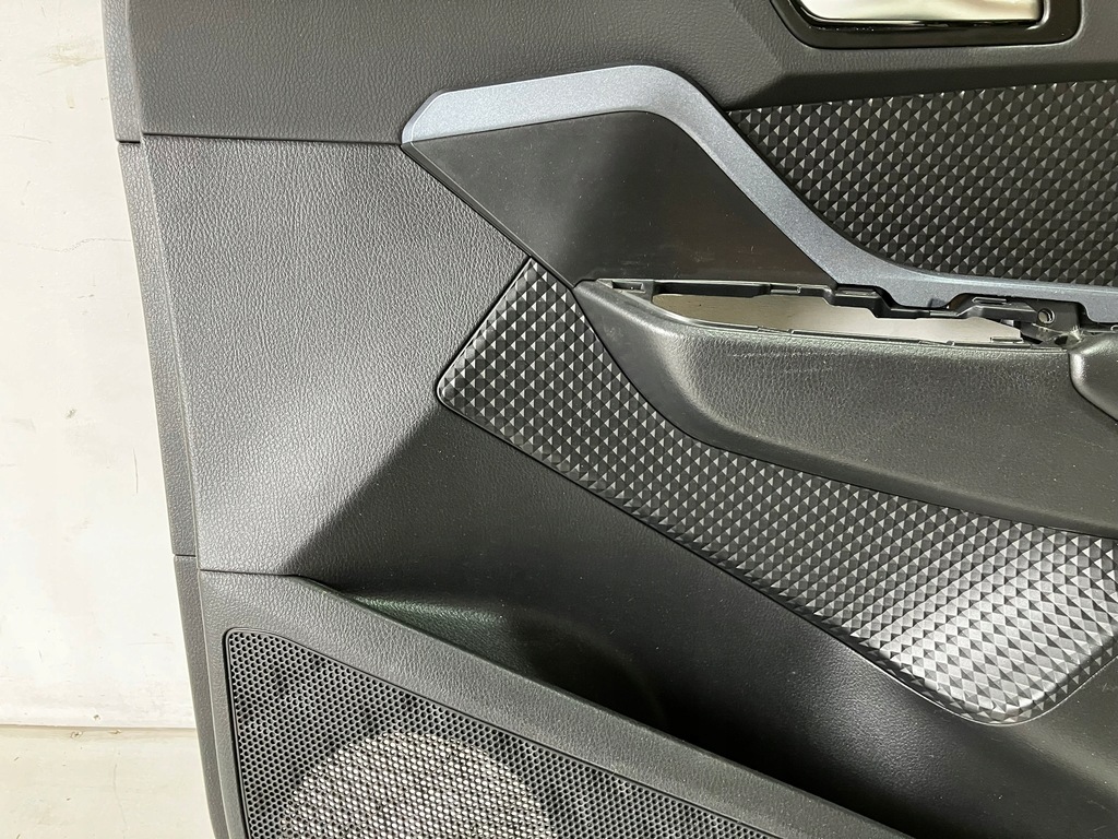 фото №8, Chr c-hr обивка обшивка дверь правый перед чёрный