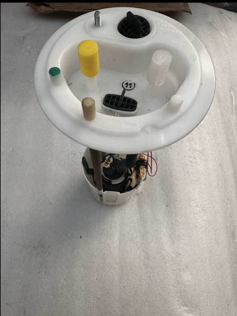 Купити Насос пального iveco daily 0580203100...