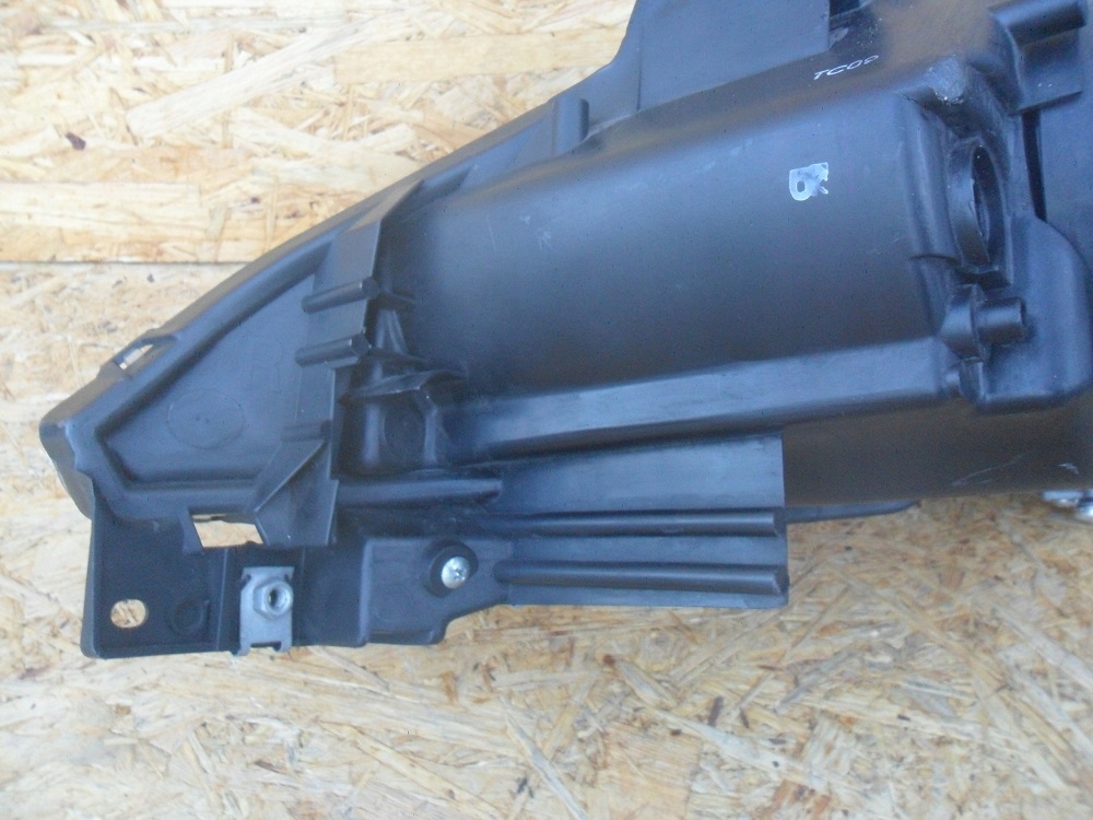 фото №10, Mazda 5 cr 2005- ксенон правий