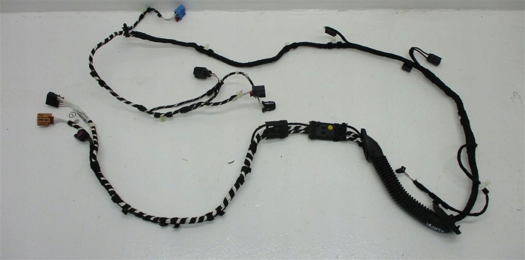 фото №1, Жгут крышки багажника левая vw arteon 3g8971147md