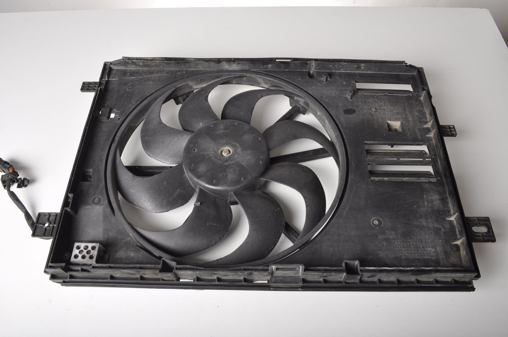 фото №7, Peugeot 308 ii t9 2.0 gt вентилятор радіатора