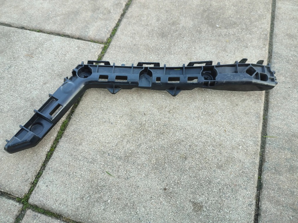 фото №9, Направляющая кронштейн бампера правый задняя задний toyota corolla e21 2018-