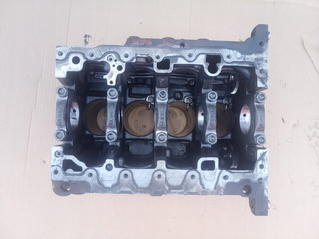 фото №10, Vw passat b8 skoda блок двигуна 03n023a 03na 2.0tdi dfg