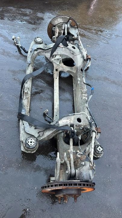 Купити Задня oś tesla model x 2019 p600701200k