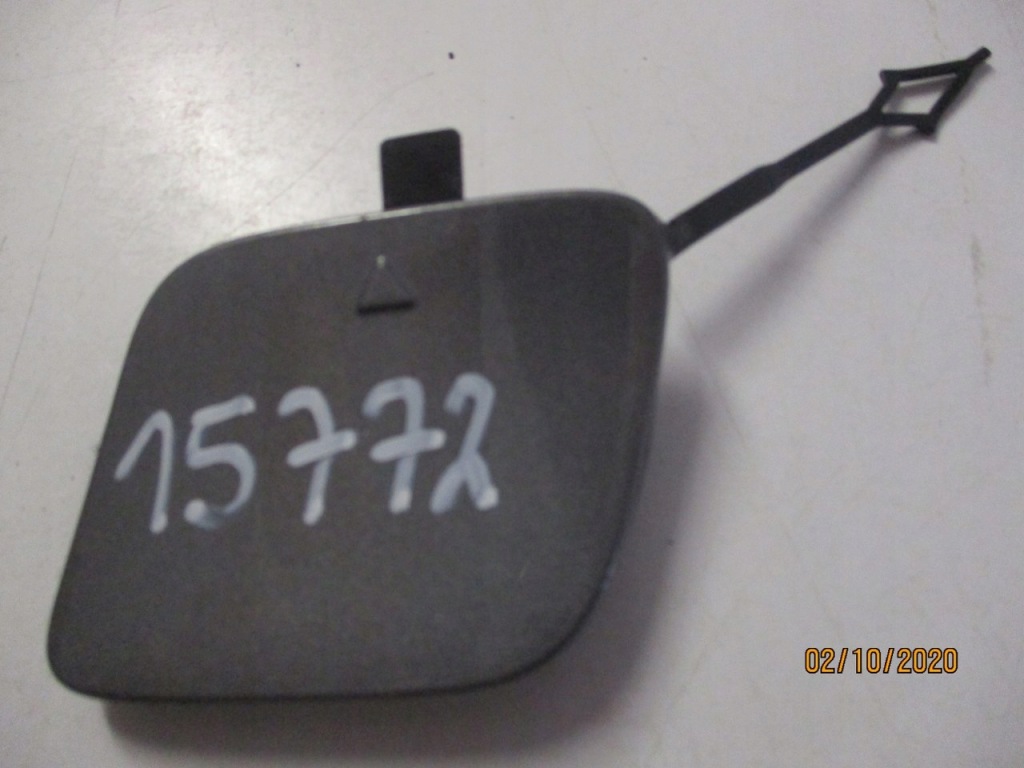 фото №1, Mercedes b-klasa w247 заглушка фаркоп бампер передній