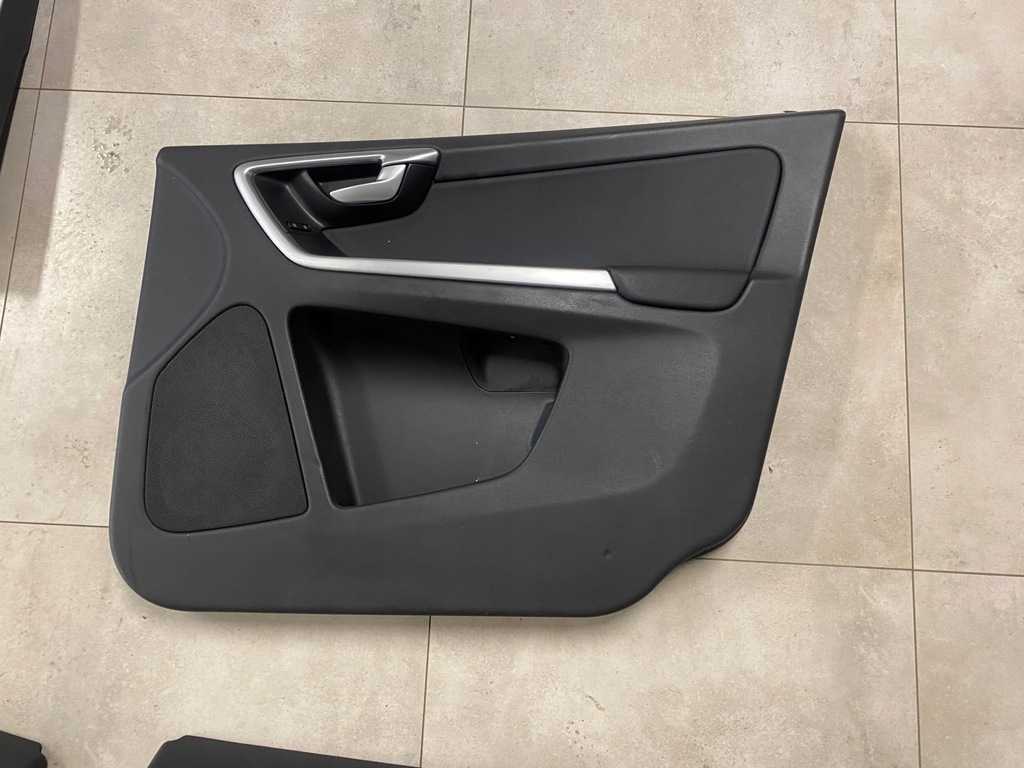 фото №5, Volvo xc60 обшивка оббивка двері комплект