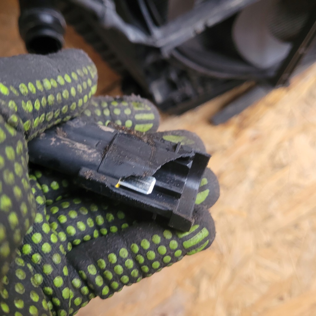 фото №10, Pas передній радіатор peugeot expert iii jumpy scudo vivaro 1.6 1.5