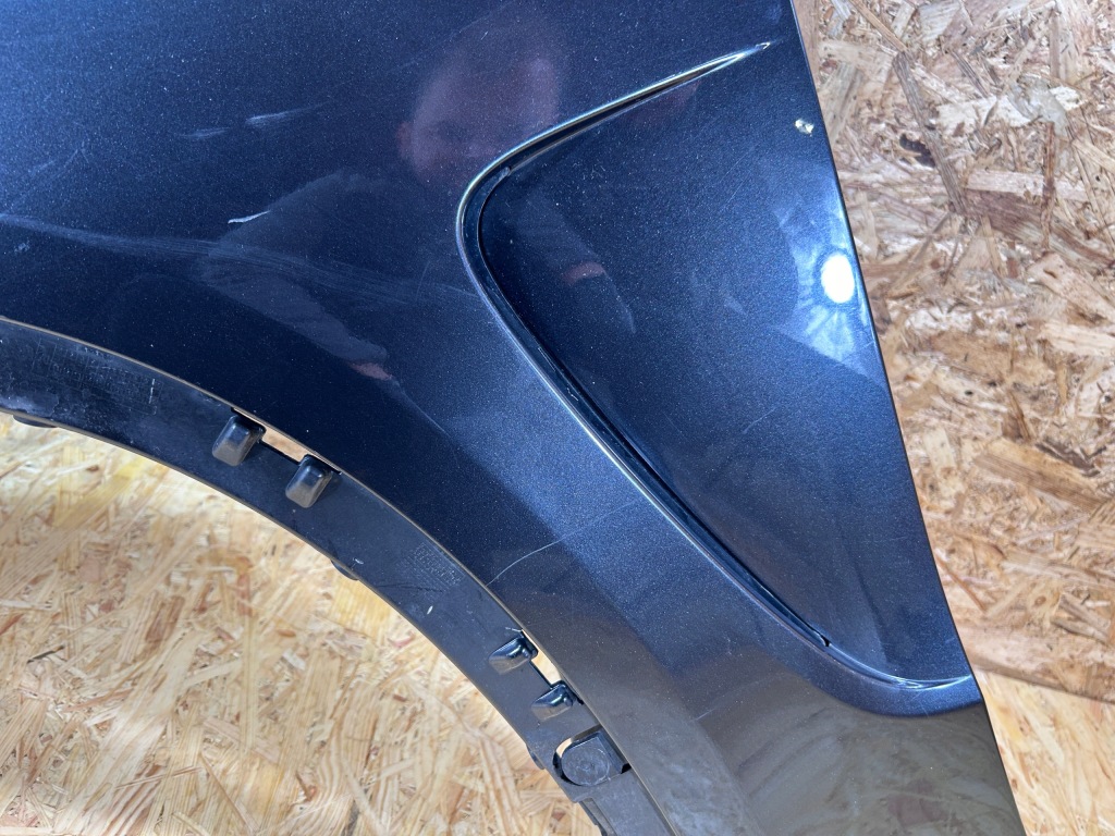 Крыло  перед передний левое  bmw x5 f15 код лакокрасочного покрытия a90/7 Недорого