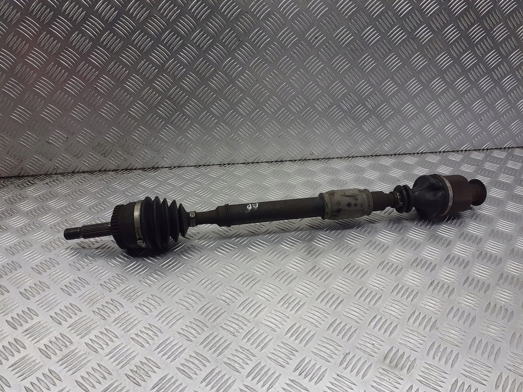 фото №1, Привідний вал права передня volvo v40 1.8