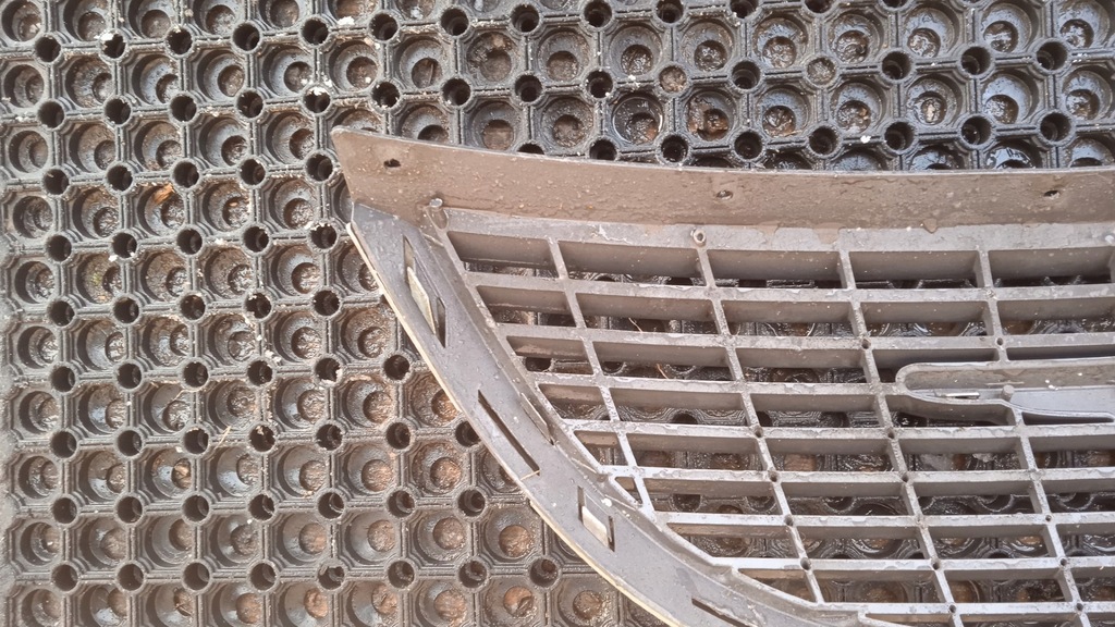 фото №11, Chrysler grand voyager iv решётка радиатора решётка радиатора