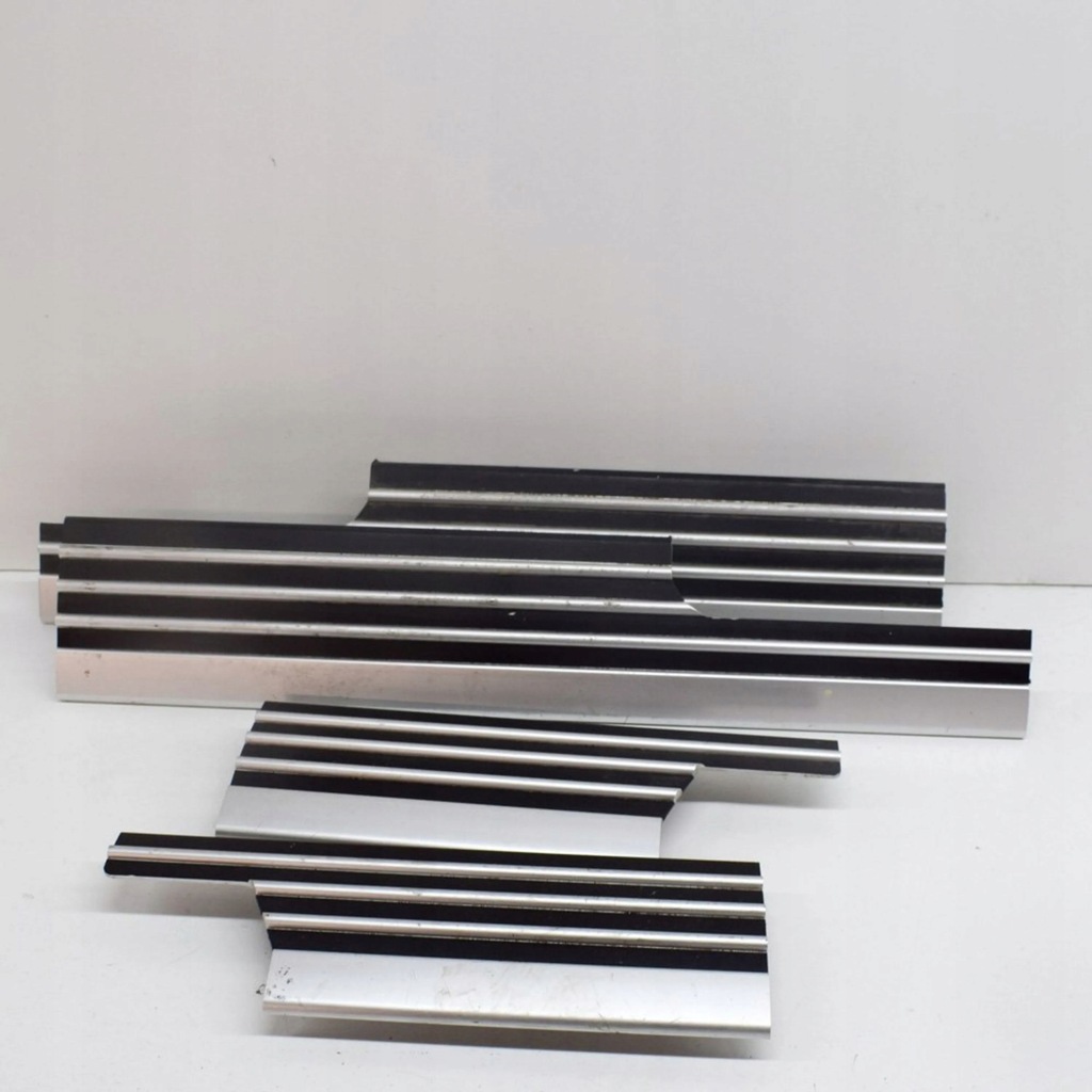 фото №1, Land rover range rover l322 2005 набор молдинг порог внутренних