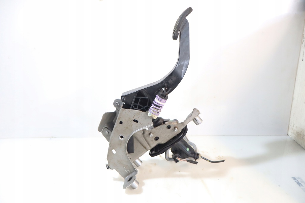 фото №2, Педаль сцепления renault megane iv 1.5dci