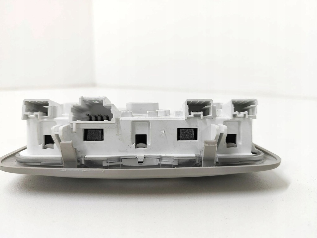 фото №7, Citroen berlingo 2019 лампа потолочный задняя