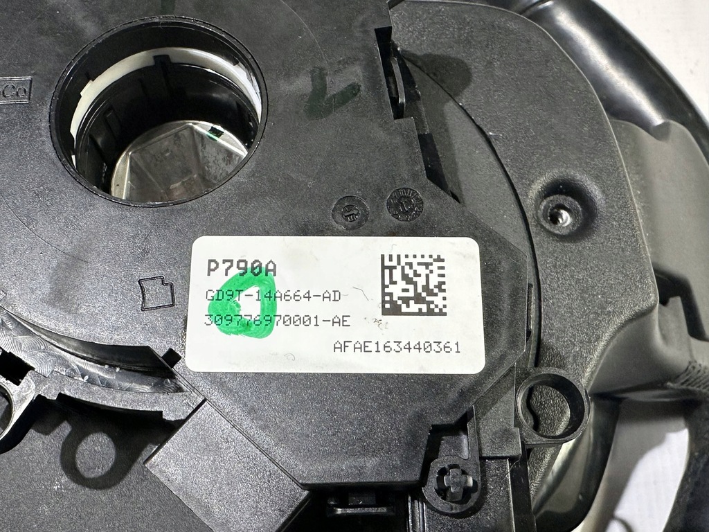 фото №11, Воздуховод кожа шлейф лента руля lincoln continental 2017+