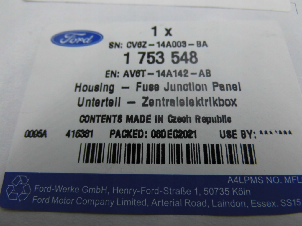Корпус нижняя предохранителей c-max focus kuga _ 1753548 _ av6t-14a142-ab с Разборки