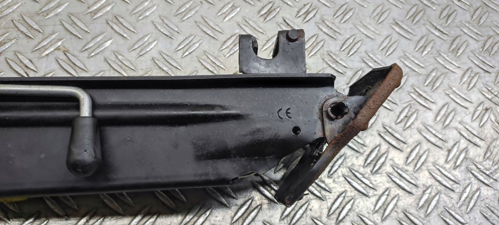 фото №8, Audi q7 4l 2006 домкрат автомобильный