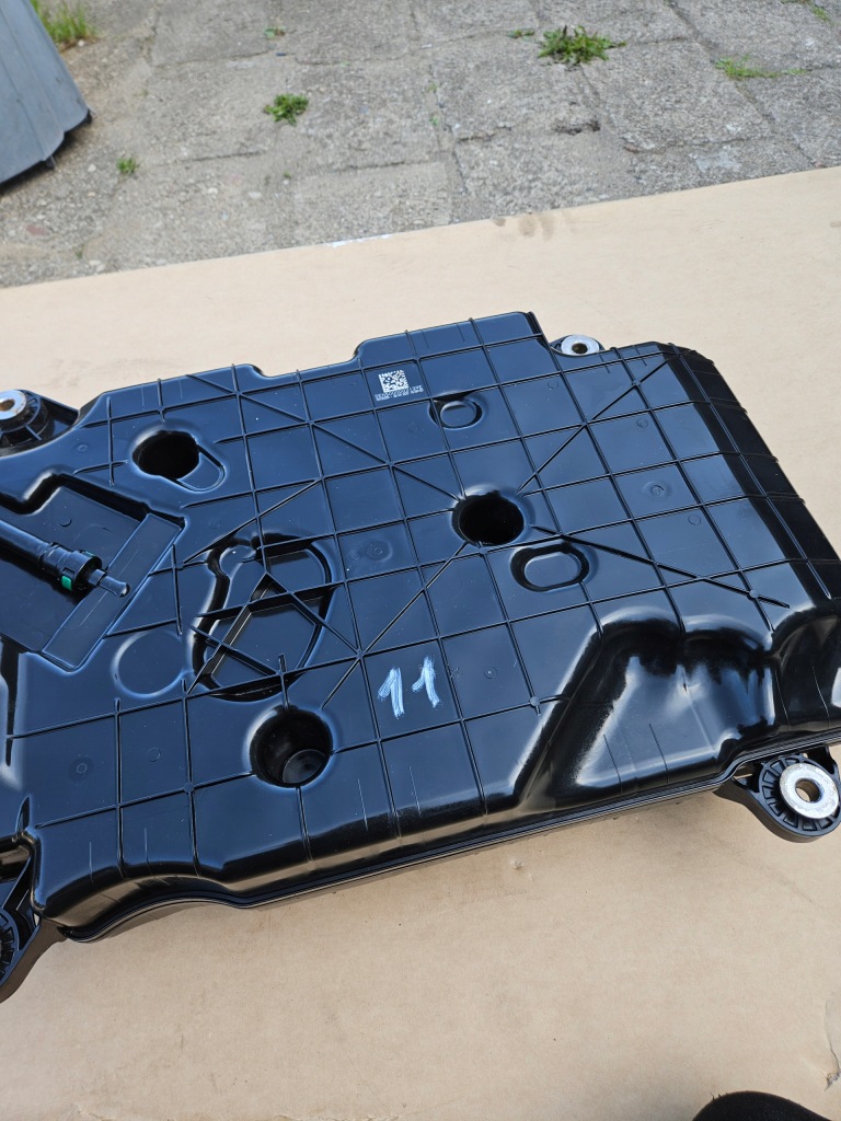 Бак adblue насос mercedes glc w253 a 253 470 77 01 / a 099 471 25 00 Недорого