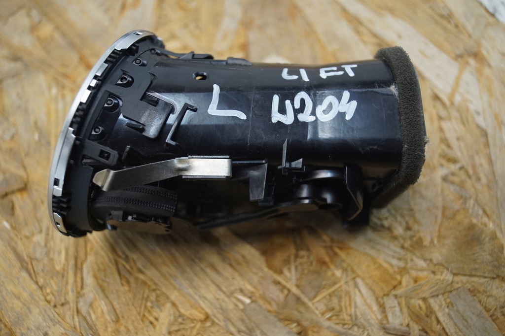 фото №5, Решётка обдув левая mercedes w204 lift a2048306354