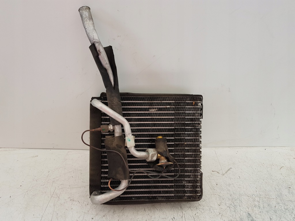 фото №1, Испаритель кондиционера mazda premacy 2.0d 01r eu