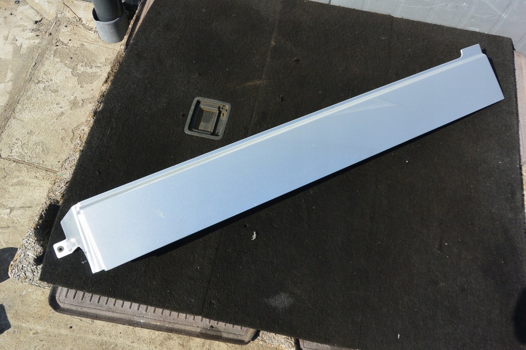 фото №1, Молдинг дверь раздвижных правое vw transporter t5