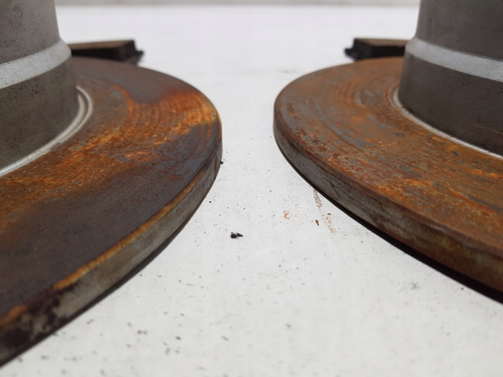 фото №6, Гальмівні диски задня задні гальмівні колодки mercedes slk r171 w171 3.0 3.5 бензин