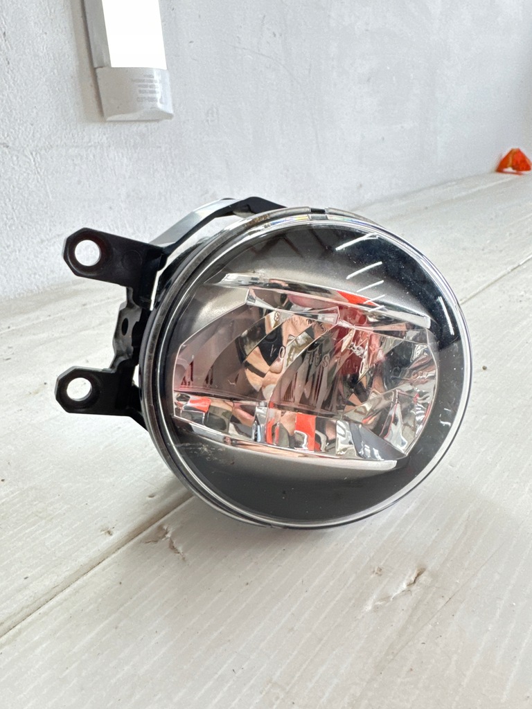 фото №1, Toyota ch-r lexus is ct rx протитуманна фара led лівий перед