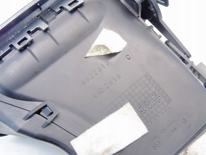 фото №6, Решётка обдув левая renault modus 2007 4622618 4622619