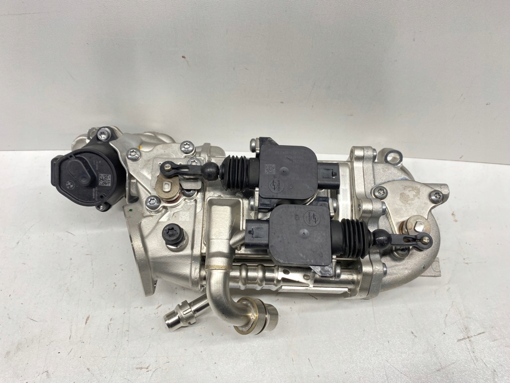 фото №10, Радіатор модуль рециркуляції вихлопних газів клапан egr bmw g20 g21 g22 g26 g30 g16