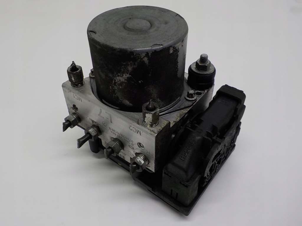 фото №1, Subaru forester ii sg 2.5 насос abs 0265231664 l7