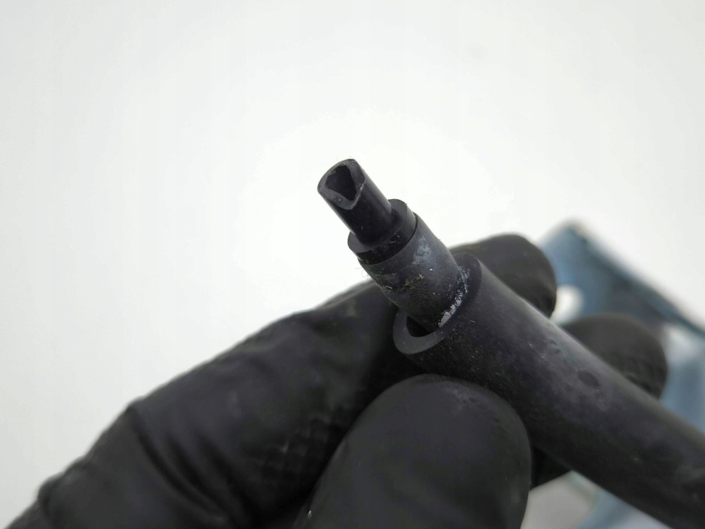 фото №13, Lexus ux 2020 клема плюсова 8216576020a